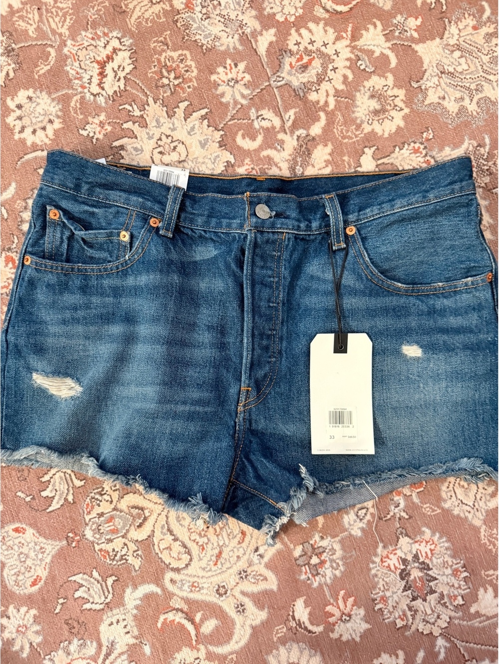 NWT Levi’s cut off shorts - Picture 1 of 7